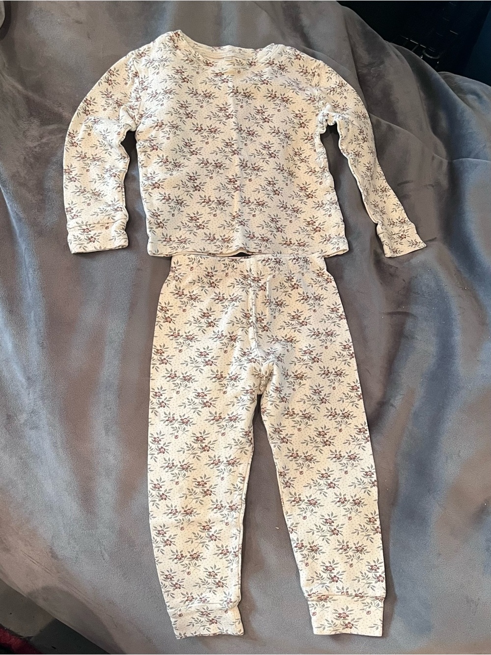 Rylee + Cru Cream Floral Long-Sleeve Pajama Set